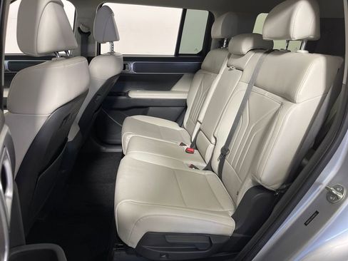 Used 2025 Hyundai Santa Fe SEL image 13