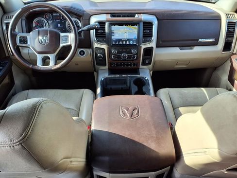 Used 2017 RAM 2500 Laramie image 11