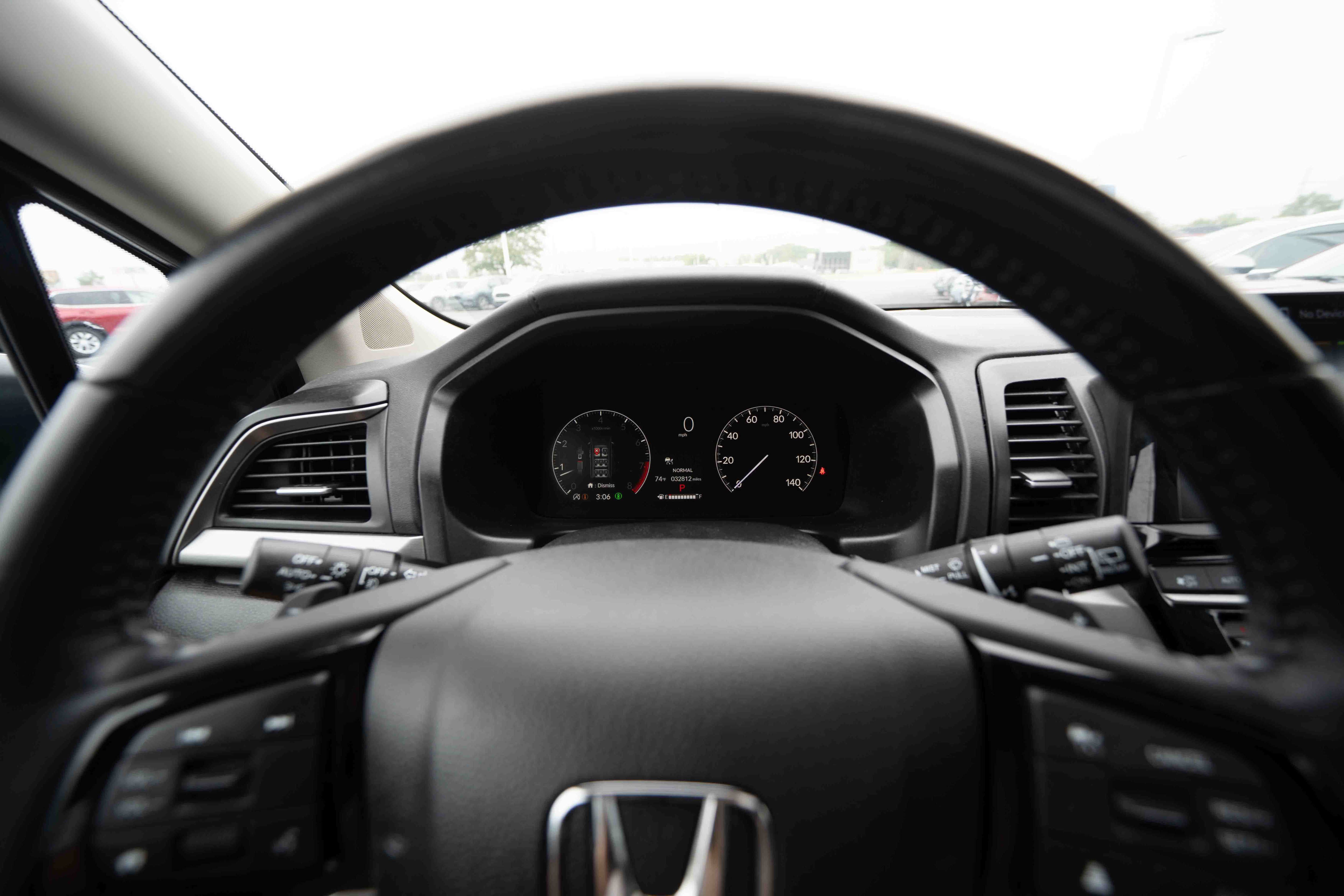 Used 2025 Honda Odyssey EX-L image 15