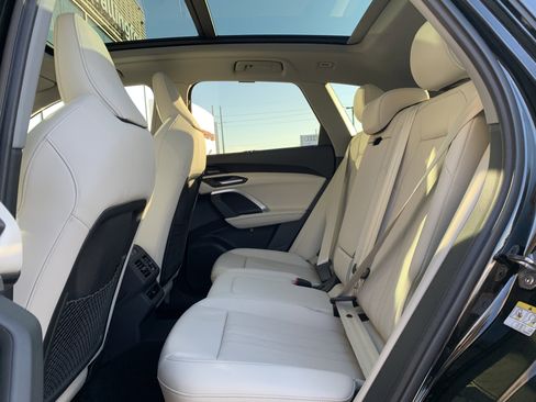 Certified 2025 Audi Q5 Premium Plus w/ Premium Plus image 14