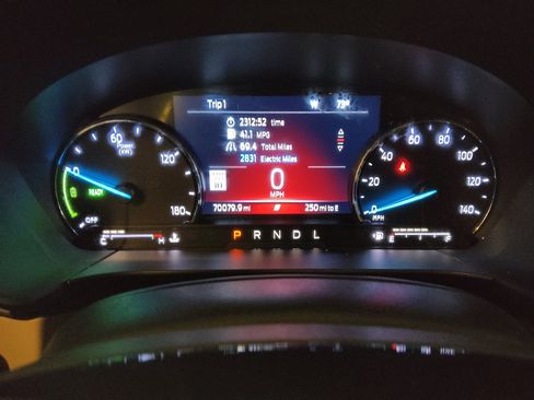 Used 2021 Ford Escape SE w/ SE Sport Appearance Package FWD image 23