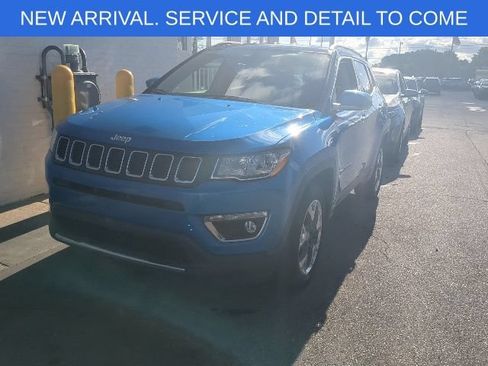 Used 2018 Jeep Compass Limited w/ Navigation Group AWD/4WD image 11