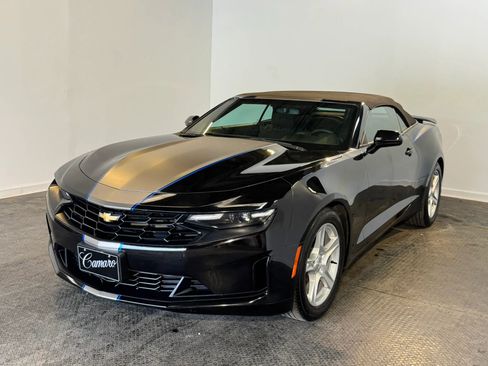 Used 2021 Chevrolet Camaro LT RWD image 7
