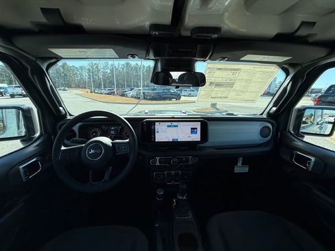 New 2026 Jeep Gladiator Sport AWD/4WD image 13