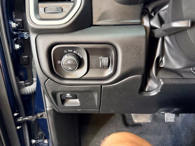 Used 2023 RAM 1500 Big Horn AWD/4WD image 22