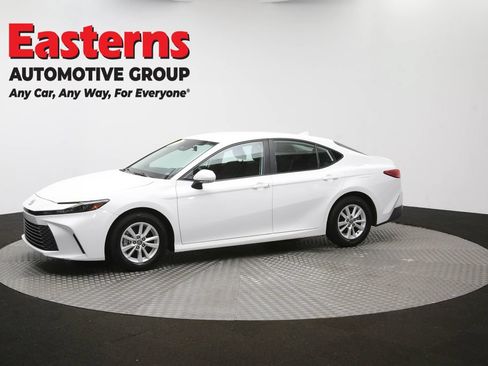 Used 2025 Toyota Camry LE FWD image 57