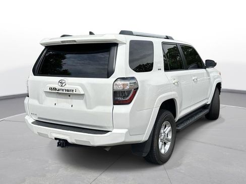 Certified 2021 Toyota 4Runner SR5 AWD/4WD image 6
