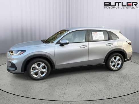 Used 2024 Honda HR-V LX image 3