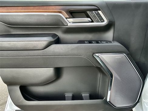 Certified 2024 GMC Sierra 2500 Denali w/ Denali Reserve Package image 23