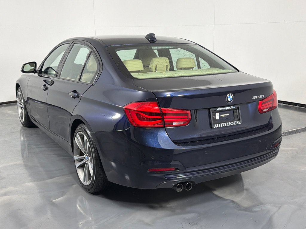 Used 2016 BMW 328i Sedan w/ Driver Assistance Package RWD image 7