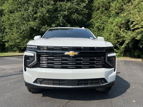 New 2026 Chevrolet Tahoe High Country AWD/4WD image 3