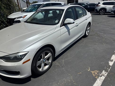 Used 2015 BMW 328i xDrive Sedan AWD/4WD image 2