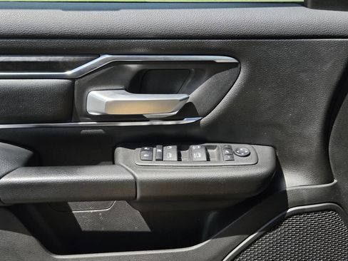 Used 2024 RAM 1500 Big Horn AWD/4WD image 30