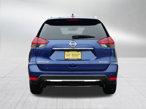 Used 2019 Nissan Rogue SV image 6
