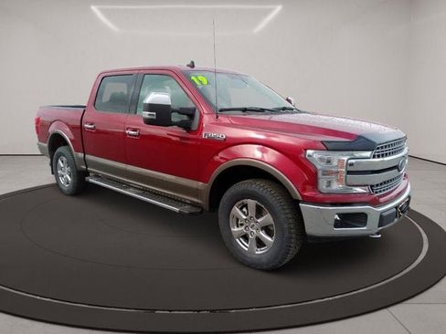 Used 2019 Ford F150 Lariat w/ Equipment Group 502A Luxury AWD/4WD image 3