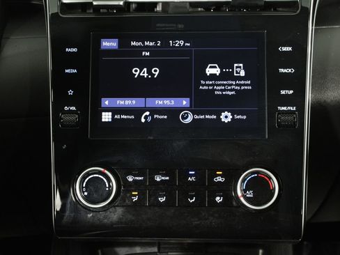 Certified 2024 Hyundai Santa Cruz SE image 9