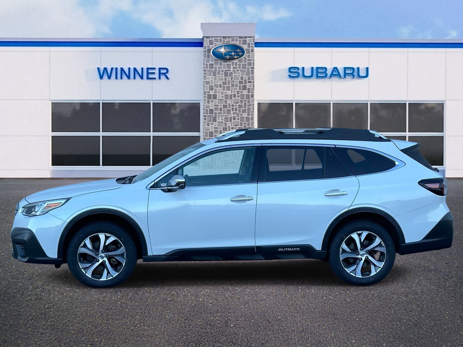 Used 2022 Subaru Outback Touring XT AWD/4WD image 2