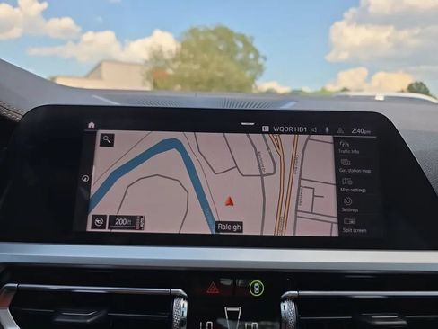 Used 2019 BMW 330i xDrive Sedan w/ M Sport Package AWD/4WD image 31