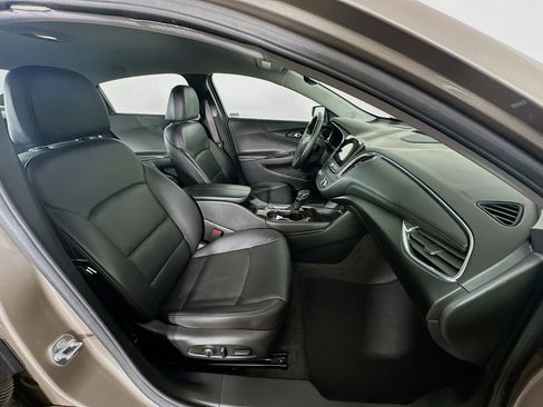 Used 2024 Chevrolet Malibu LT image 30