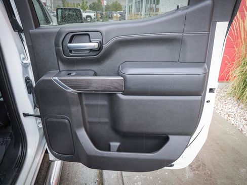 Used 2020 Chevrolet Silverado 1500 LTZ w/ LTZ Convenience Package image 28