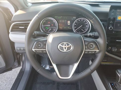 Certified 2021 Toyota Camry XLE w/ Navigation Upgrade Package image 16
