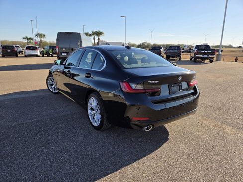 Used 2025 BMW 330i image 5
