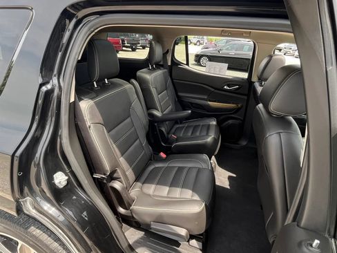 Used 2019 GMC Acadia Denali w/ LPO, Floor Liner Package AWD/4WD image 11