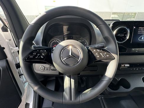 New 2025 Mercedes-Benz Sprinter 2500 image 19