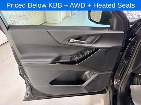 Used 2025 Chevrolet Equinox LT w/ Convenience Package II AWD/4WD image 8