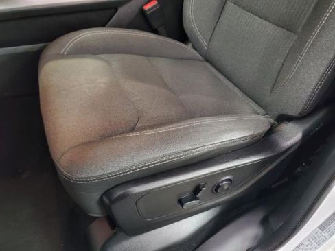 Used 2019 RAM 1500 Big Horn AWD/4WD image 13