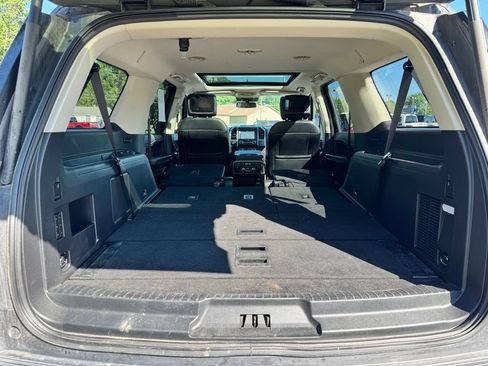 Used 2018 Ford Expedition Max Platinum AWD/4WD image 26