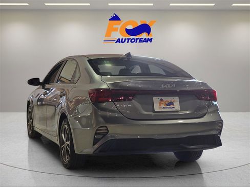 Used 2023 Kia Forte LXS image 7
