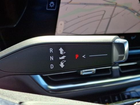 New 2026 Chevrolet Equinox EV LT AWD/4WD image 10