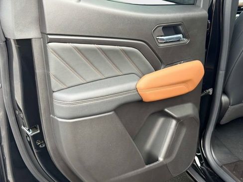 New 2026 GMC Canyon AT4 w/ Technology Plus Package AWD/4WD image 11