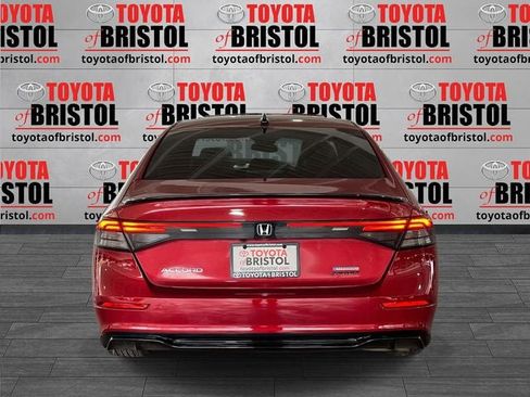 Used 2023 Honda Accord Sport image 4