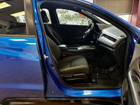 Used 2021 Honda HR-V Sport image 18