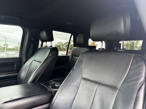 Used 2018 Ford Expedition XLT w/ Equipment Group 201A image 23