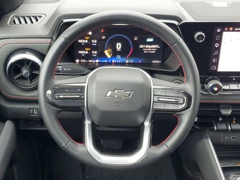 Certified 2025 Chevrolet Colorado Z71 w/ Technology Package image 26