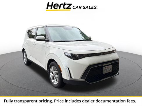 Used 2025 Kia Soul LX w/ LX Technology Package FWD image 1