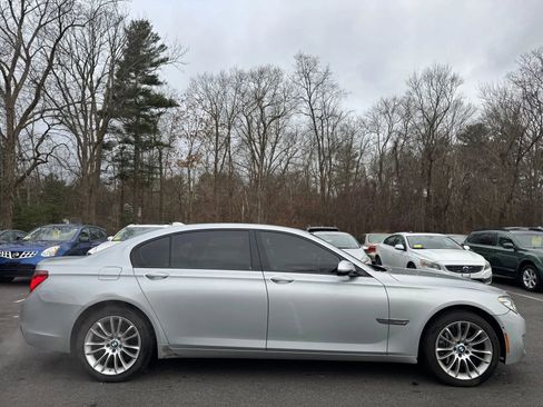 Used 2015 BMW 750Li xDrive image 4