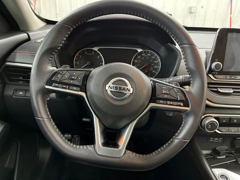 Used 2020 Nissan Altima 2.0 SR image 20