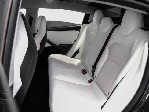 Used 2025 Tesla Model 3 Performance AWD/4WD image 36