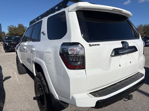 Used 2019 Toyota 4Runner TRD Off-Road Premium image 8