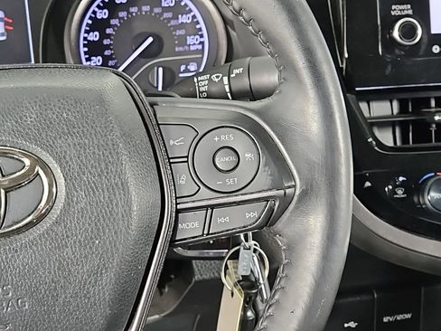 Used 2022 Toyota Camry SE image 28