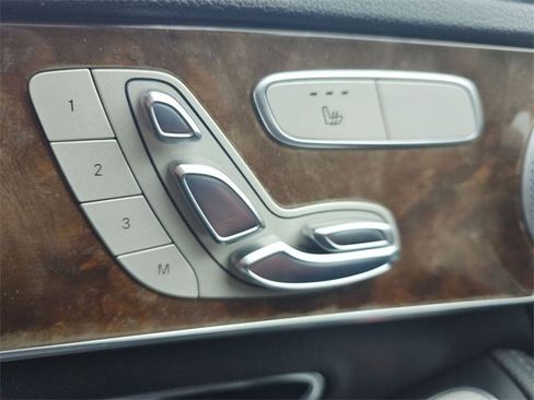 Used 2017 Mercedes-Benz C 300 4MATIC Sedan image 17