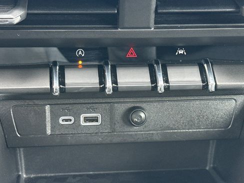 Certified 2023 Chevrolet Colorado Trail Boss w/ LPO, Dark Essentials Package image 40