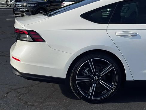 Used 2026 Honda Accord SE image 38