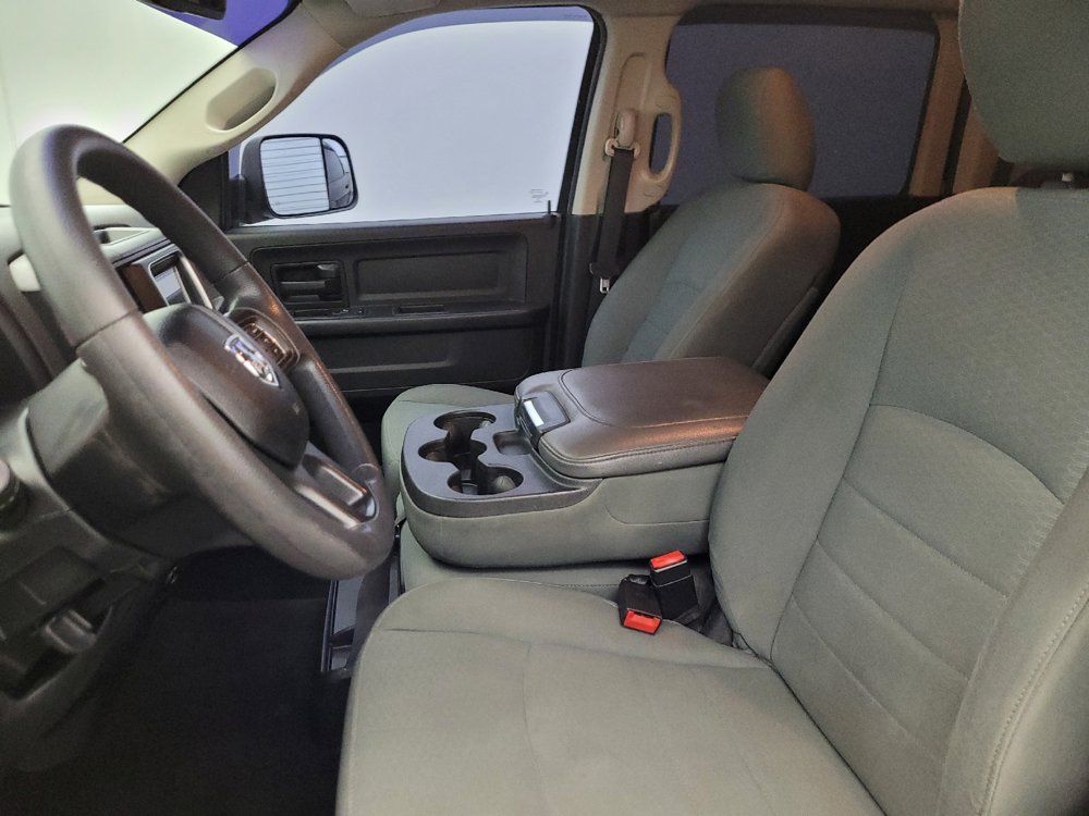 Used 2018 RAM 1500 Express RWD image 17