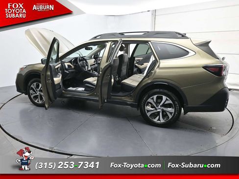 Used 2020 Subaru Outback Limited AWD/4WD image 42