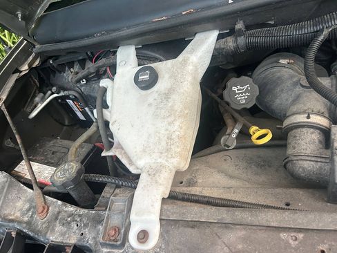 Used 2012 Chevrolet Express 2500 LT w/ LT Preferred Equipment Group RWD image 18
